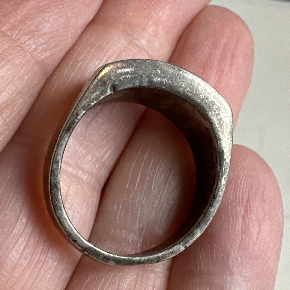Vintage Sterling Silver Size 8.4 Turquoise Ring