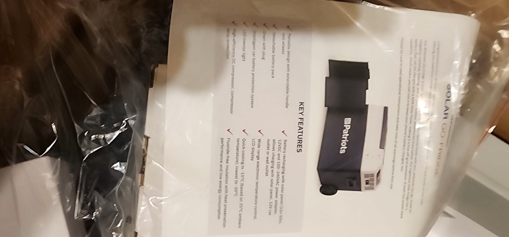 4Patriots Fridge / Freezer, Power Sidekick Battery Pack, & Solar Panel NEW