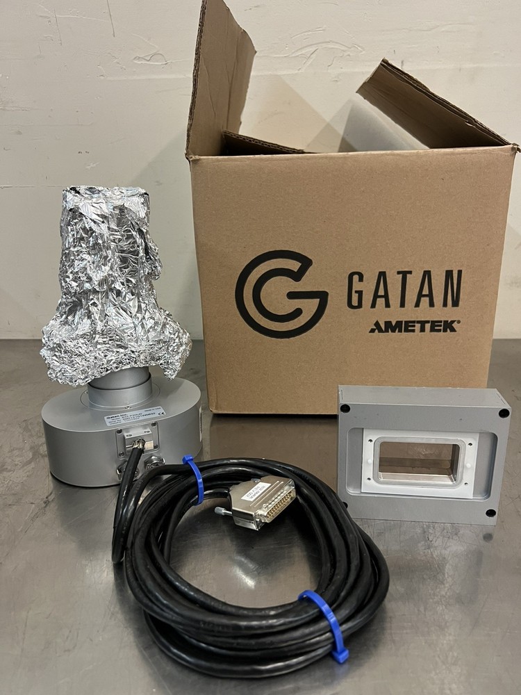 Gatan ORIUS SC1000 (Model 832.P20U0) CCD Camera, Flange & Cable