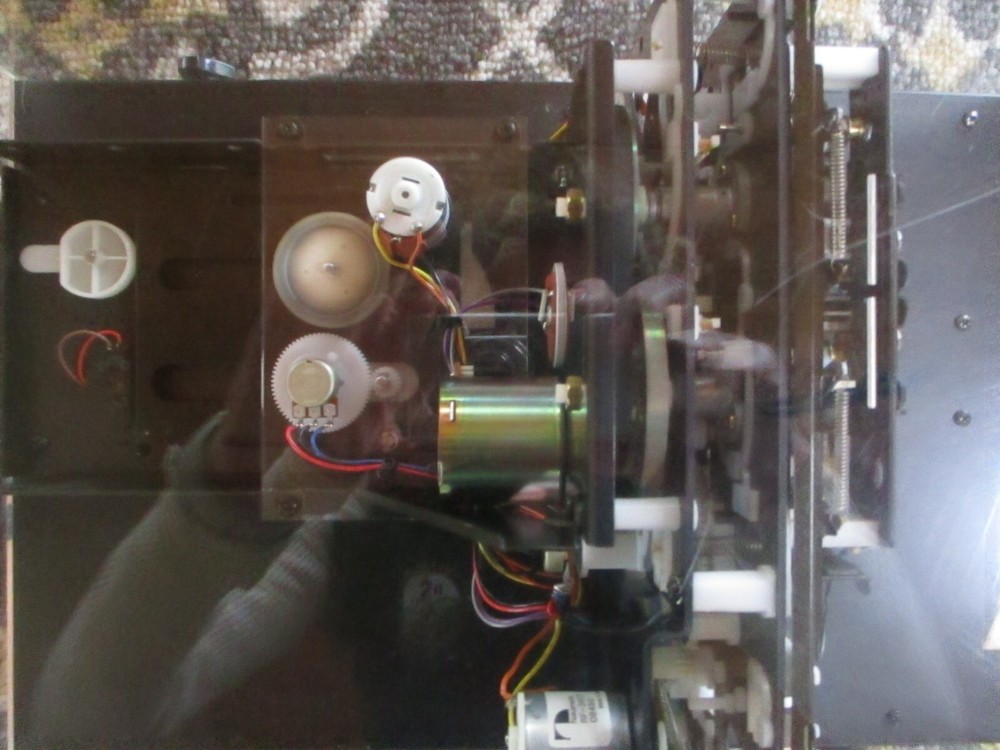 NAKAMICHI UNIDIRECTIONAL AUTO REVERSE SYSTEM !USED FOR DEMONSTRATIONS!