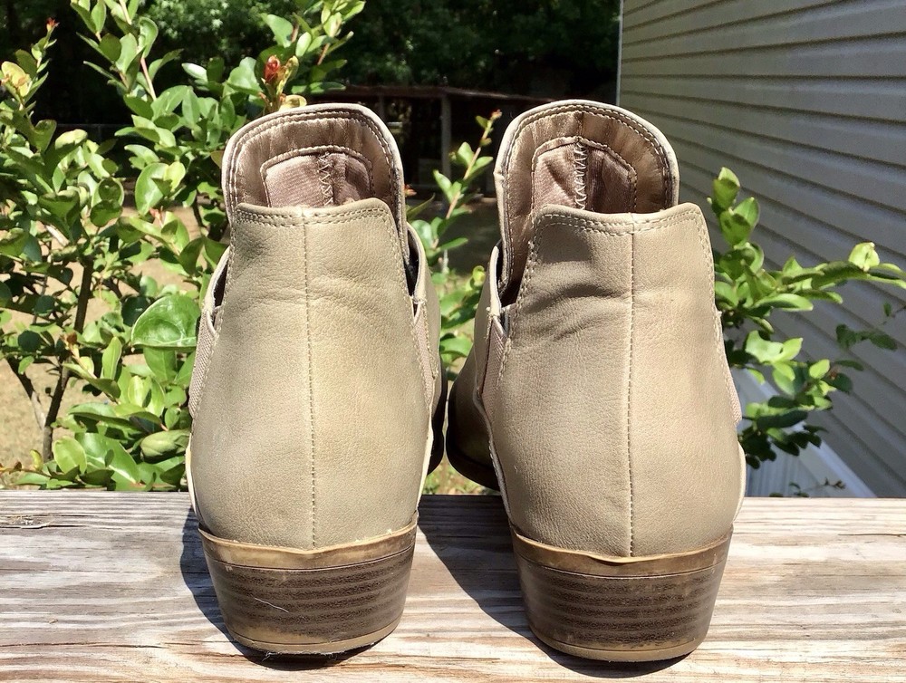 Life Stride Velocity Boots Size 7M