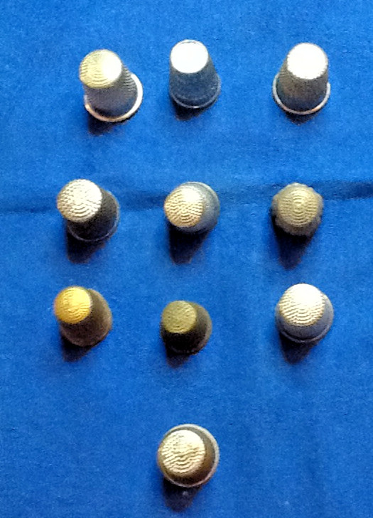 THIMBLES ASSORTED ANTIQUES SET OF TEN 042525D