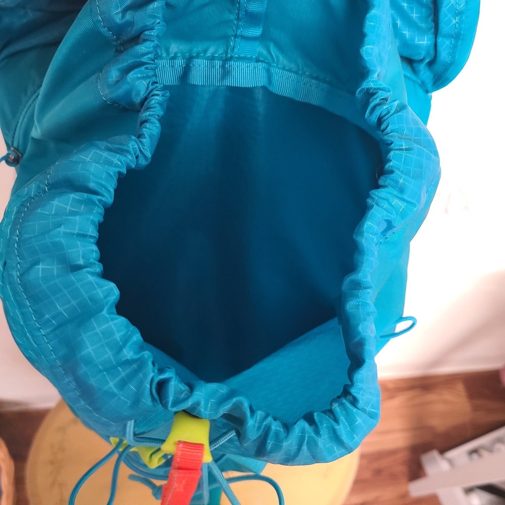 Gregory Nano 22 Blue Hydration Hiking Backpack Day Pack Bright Gorpcore