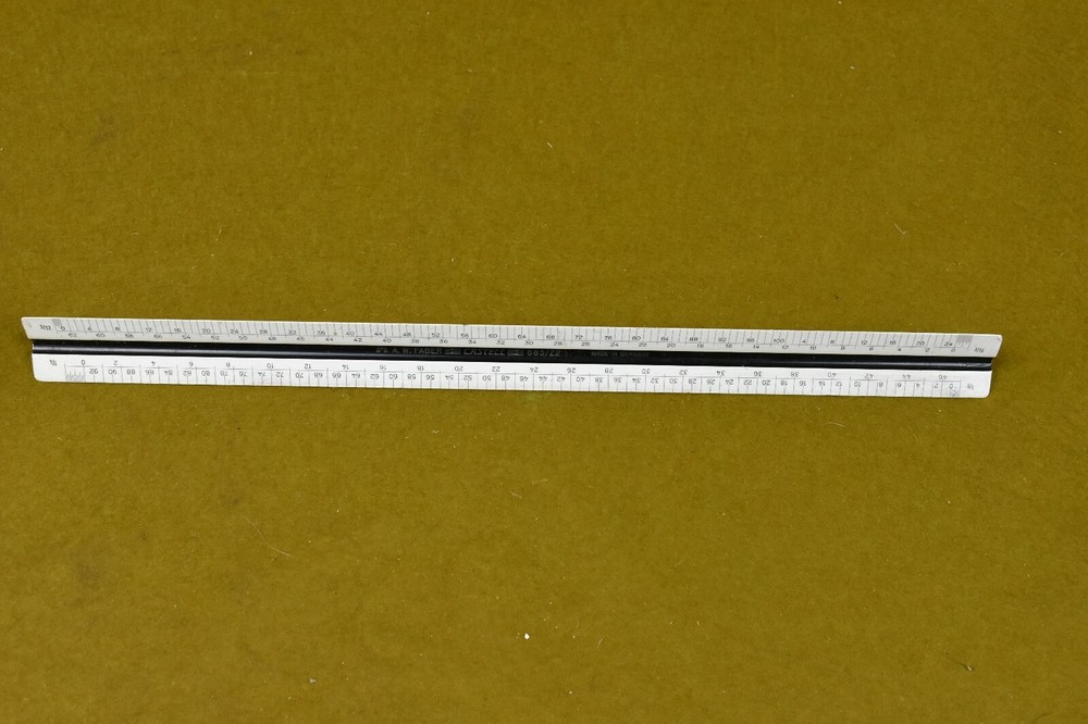 Faber - Castell No. 883-Z2 Architect's Scale Rule