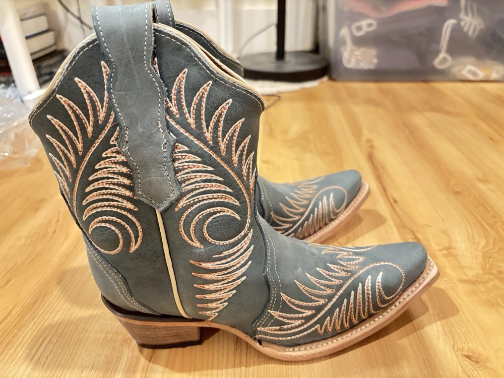 Corral Circle G Women's Ankle Boots Size 6