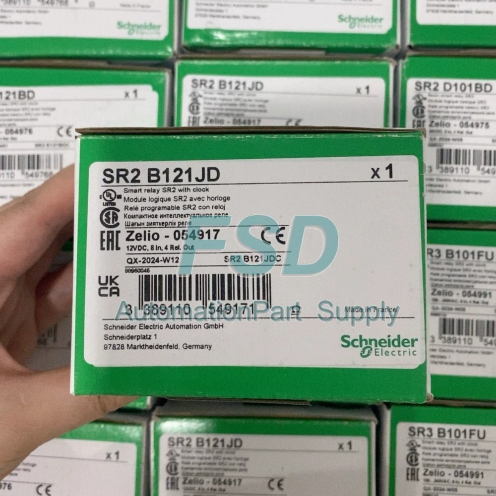 Schneider SR2B121JD Logic Control Relay 1 PCS New Box