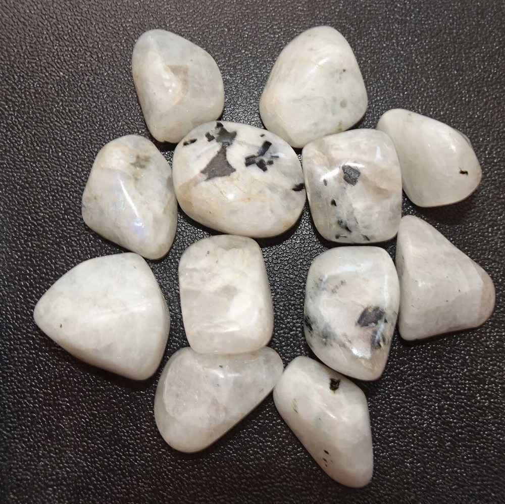 Rainbow Moonstone - 12 Tumbled stones rt663b