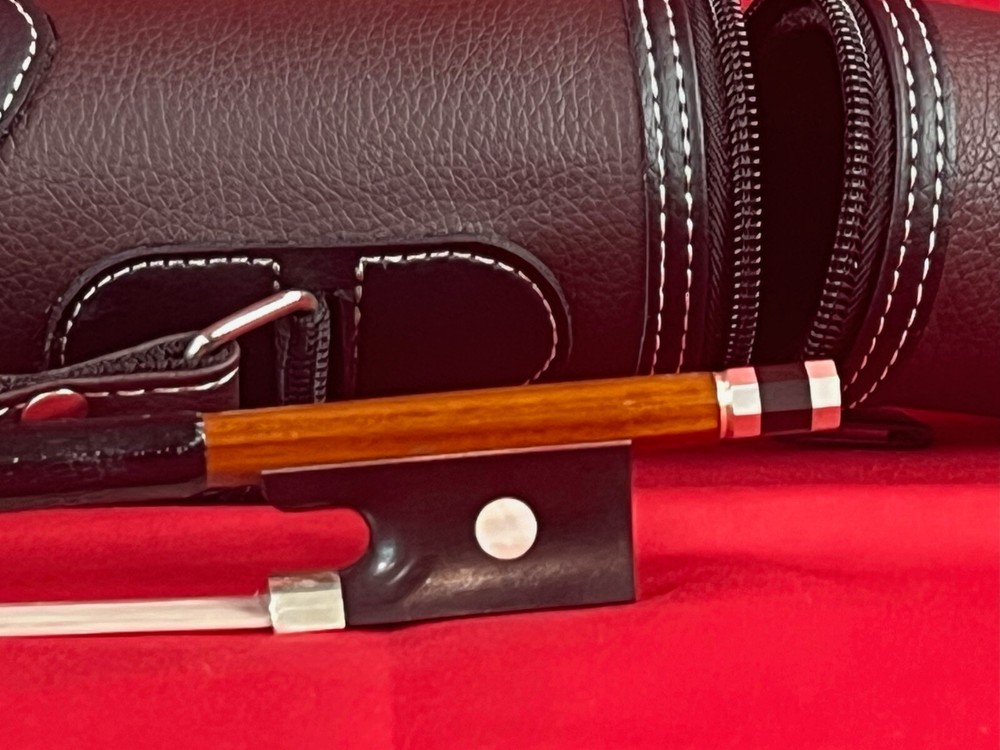 Master Workshop Pernambuco Violin Bow 4/4 Size Silver Mount with Pedi Bow Tube