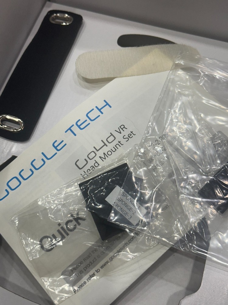 Go4d VR Virtual Reality Headset Phone Goggle Tech with Box