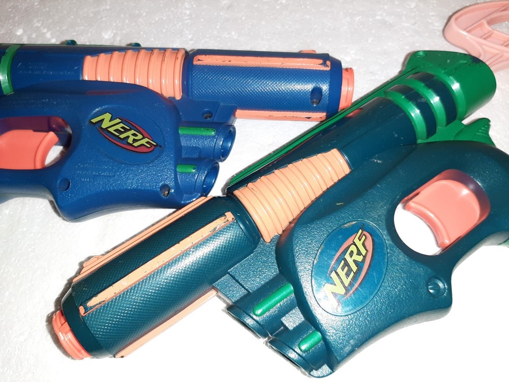 Nerf N-Strike Green Tech Electronic Target & (2) Nerf Tech Target Eliminators