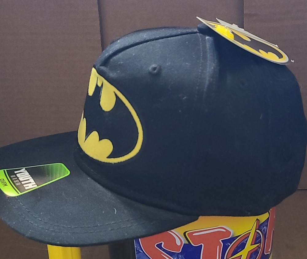 Batman youth hat with tags
