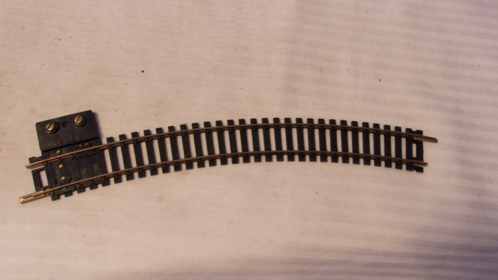 Atlas HO Scale Code 100 Brass 18" Radius Curve Terminal