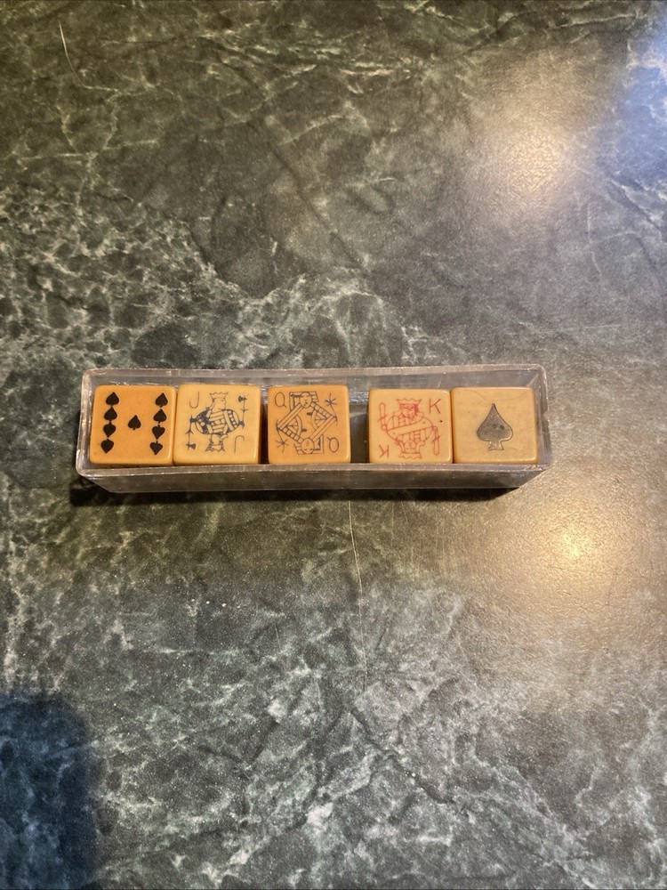 Vintage Butterscotch Bakelite Dice. Poker Set With Box. Ex