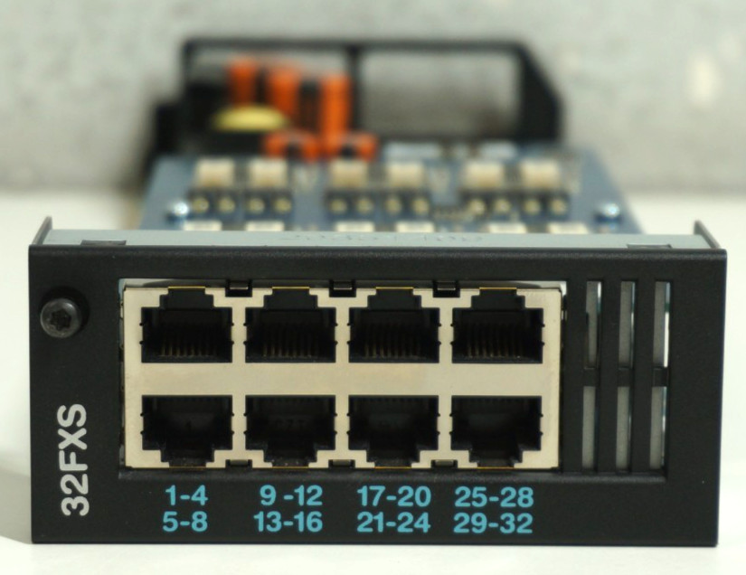 Mitel -32FXS - Analog Terminal Card 32FXS for Mitel 470 Server