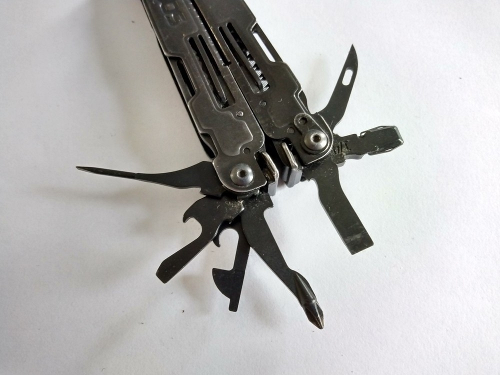 SOG Power Access Assist Multi Tool Black [E011]