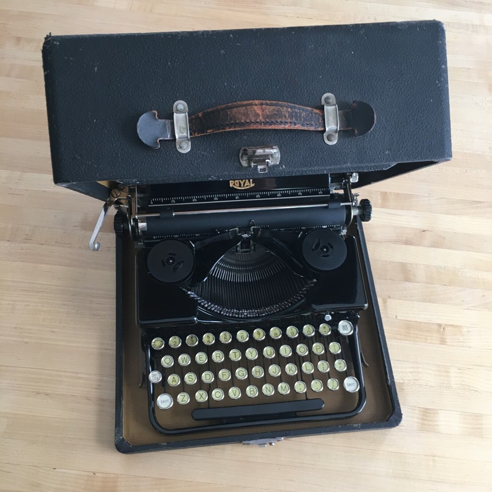 1933 Black Royal Model OT Portable Typewriter & Case, Pristine Working Condition