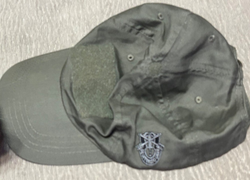 Special Forces Strap back embroidered Loopfront Distressed Green One size