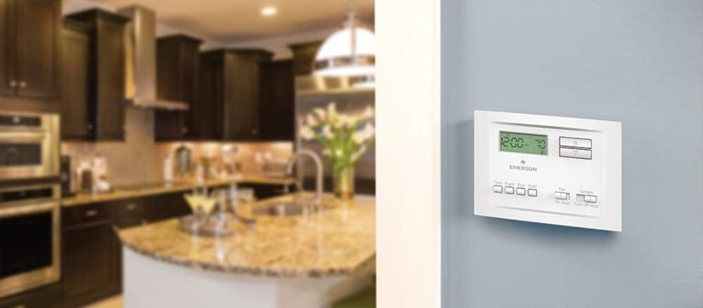 Emerson P150 Programmable Thermostat - 5-2 Day Weekday/Weekend Control