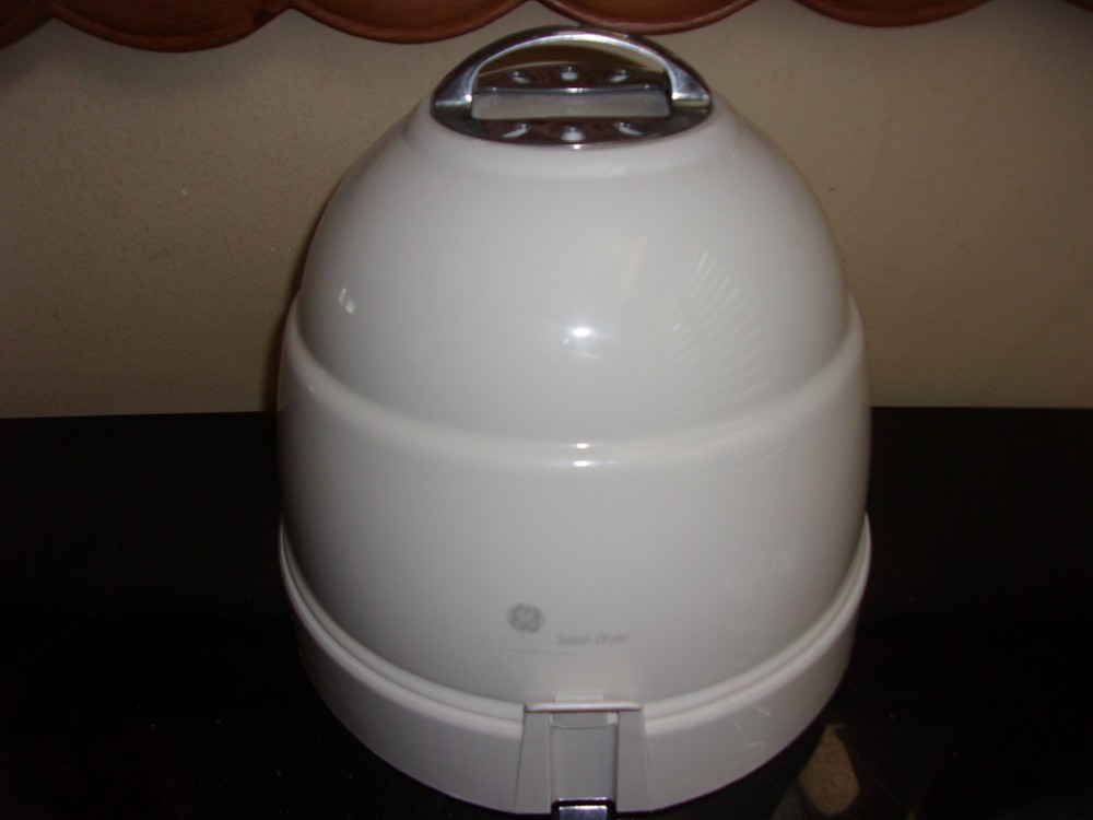 GE Portable Model 106598 - 2 Speed Salon Dryer - Nice!