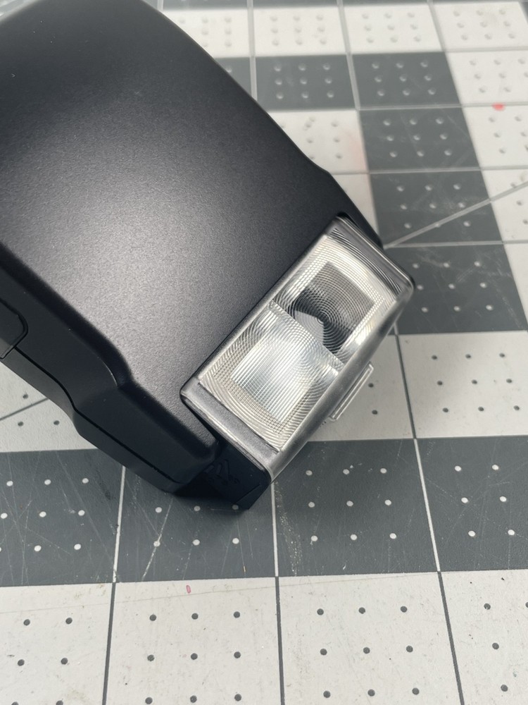 Nikon Speedlight SB-400 EXCELLENT CONDITION