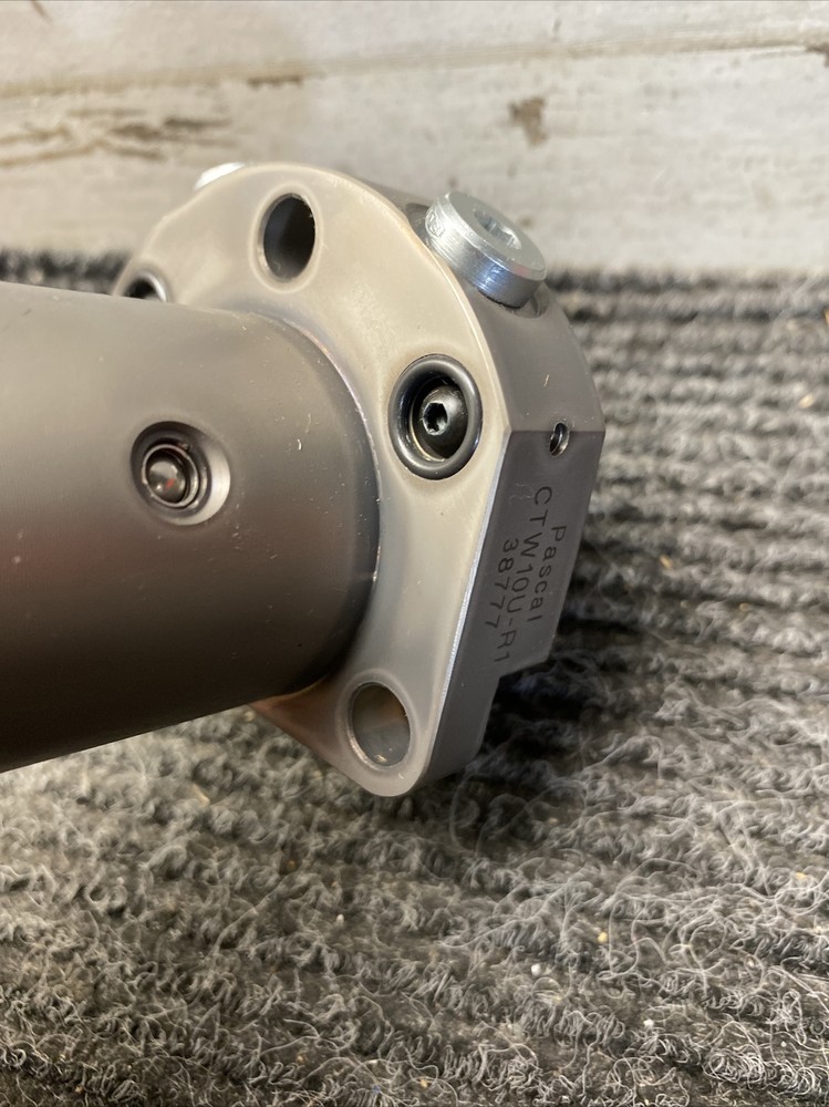 Used Pascal CTW10U-R1 Swing Clamp