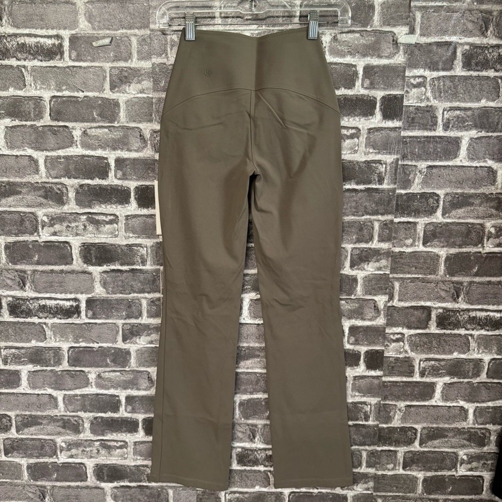 Lululemon Smooth Fit Pull On High Rise Pant light brown SIZE 0