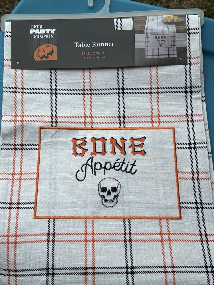 13" X 72" Table Runner Bone Appetit Skull Bon NWT Halloween