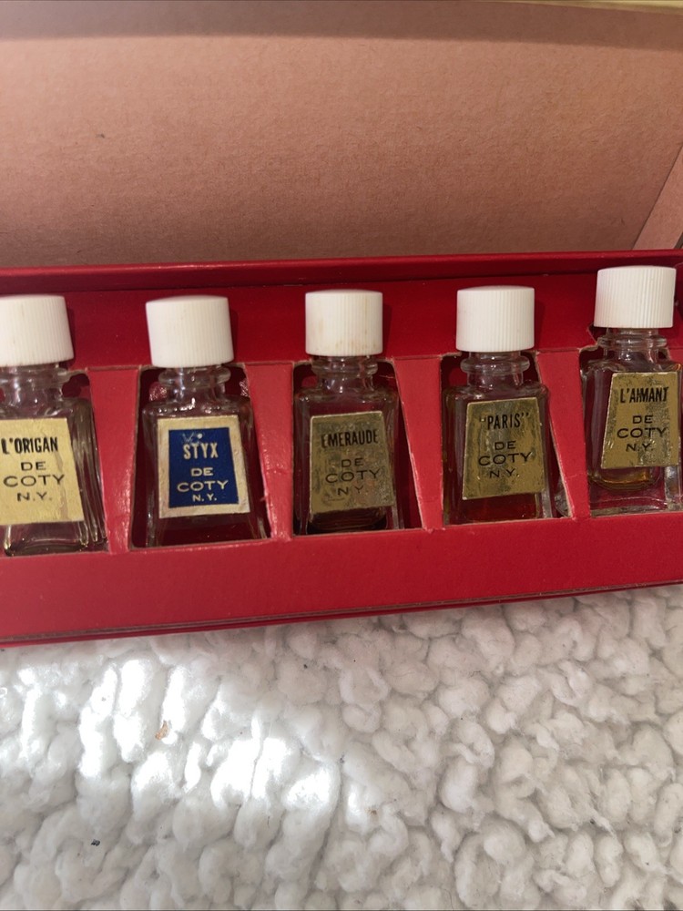 Vintage Cody Micro Miniature Perfume Sampler Box Set Cute Tiny Bottles!