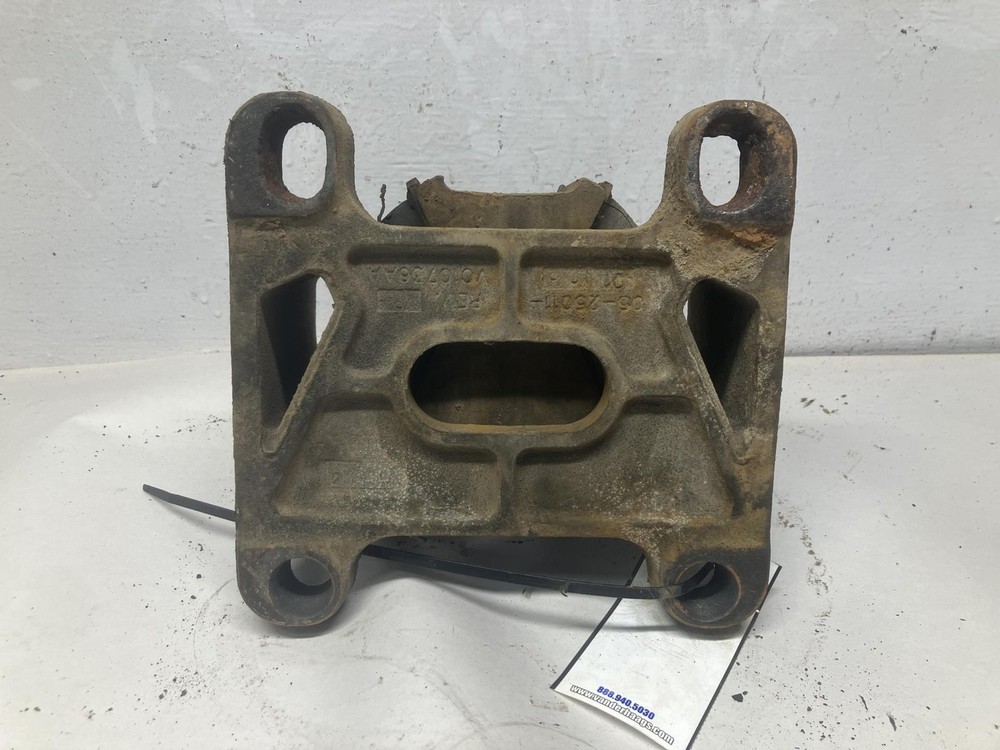 CAT C15 Engine Mount - Used | P/N VC1C736AA