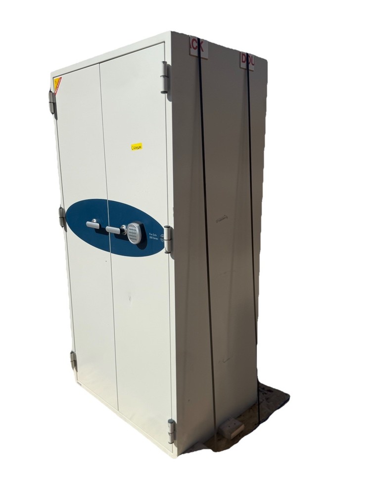 Phoenix 500 Data Commander Fire Media Safe 500 Series 2-Hour Fire Safe