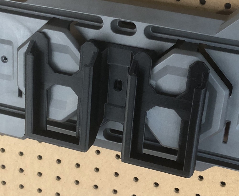 Double 40-volt BATTERY HOLDER for Ryobi Link system Garage Organizer