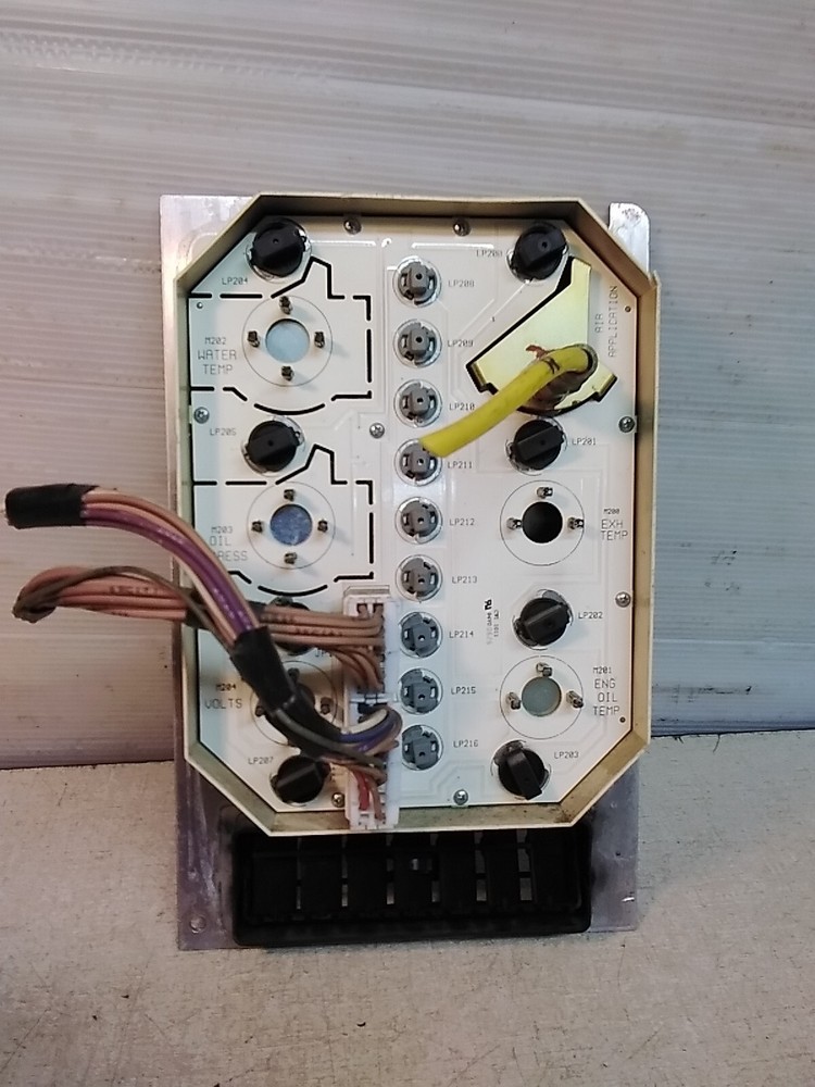 International 3592552C91 Instrument Cluster Panel