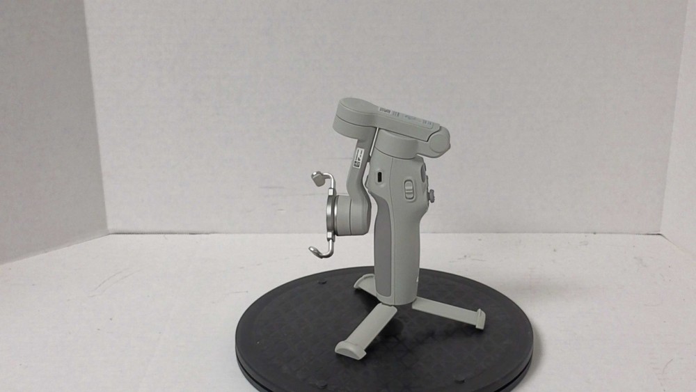 DJI Osmo Mobile 7 Smartphone Stabilizer