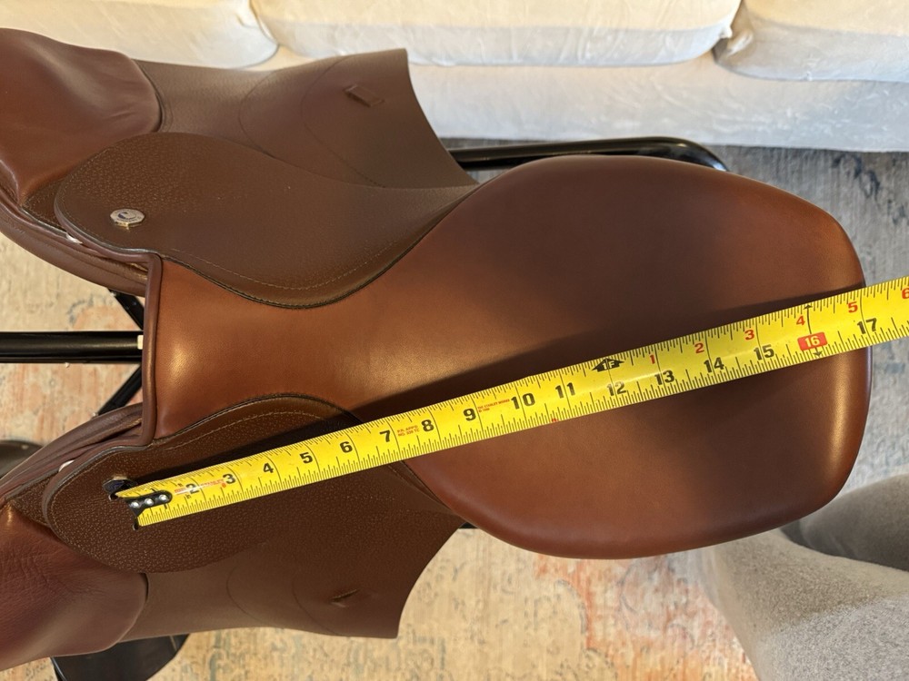 Pegasus Butterfly Sarah Jumping Saddle