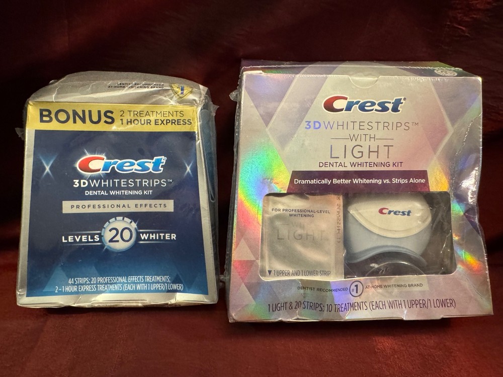 *Read* Crest 3D Whitestrips with light