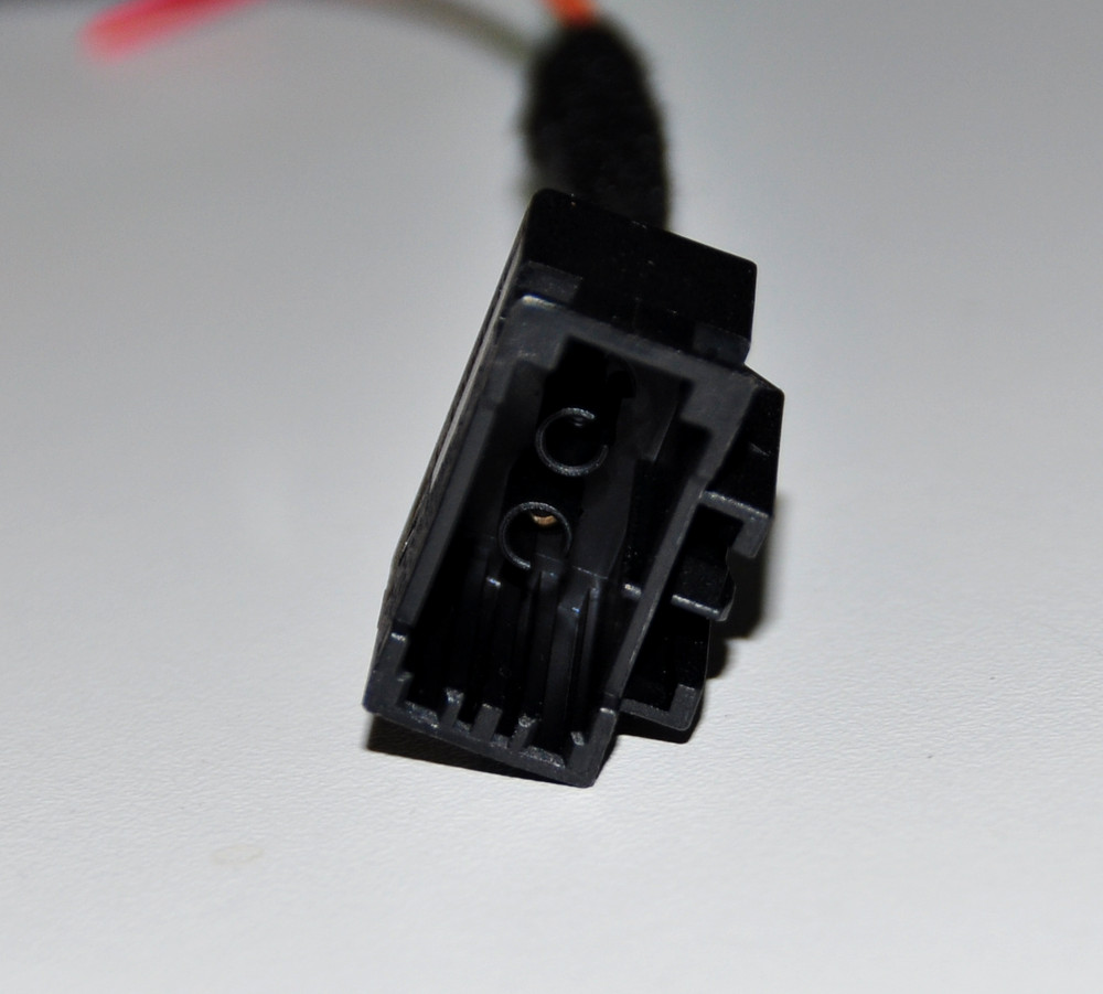 BMW E60 E61 E70 E71 E90 E91 E92 E93 MOST CD Changer Wiring Harness Branch Adapter