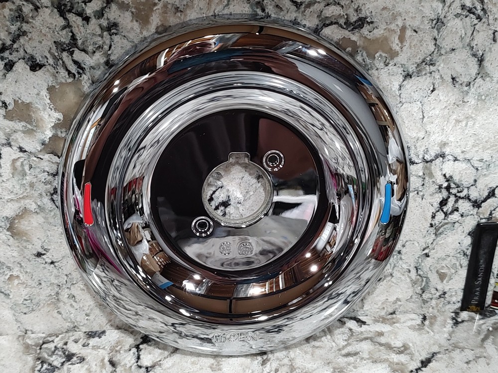 MOEN SHOWER ESCUTCHEON - ADLER COLLECTION - CHROME