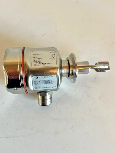 Endress + Hauser FTL50H-RTC2AD4E6A Liquiphant M Level Switch NEW