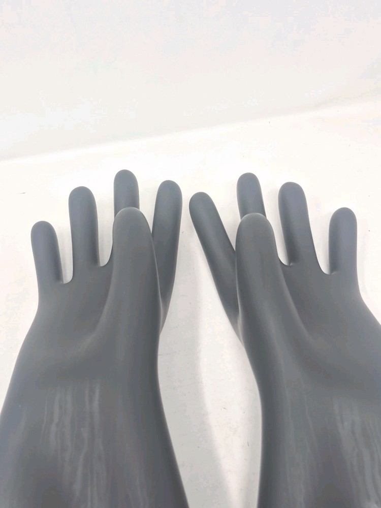 Salisbury E114RB/9, Size 9, Class 1, Electrical Insulating Gloves - New Open Box