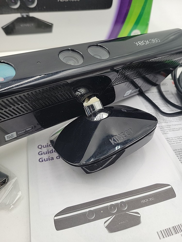 Microsoft Xbox 360 Kinect Motion Sensor Bar w/Kinect Adventures Game (READ)