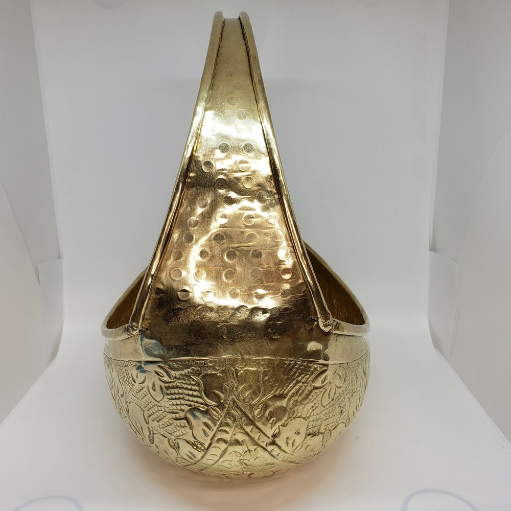 Large Repousse Solid Brass Basket Decorative Stationary Handle India Hammered