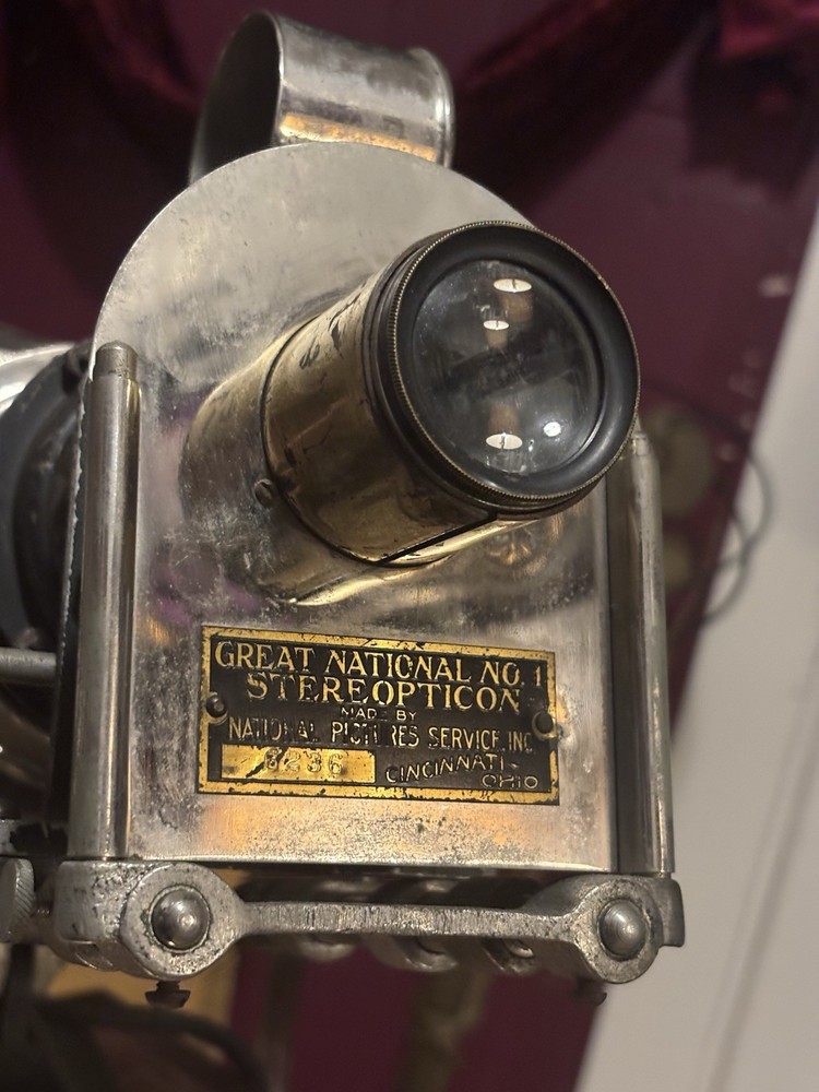 1910 Magic lantern