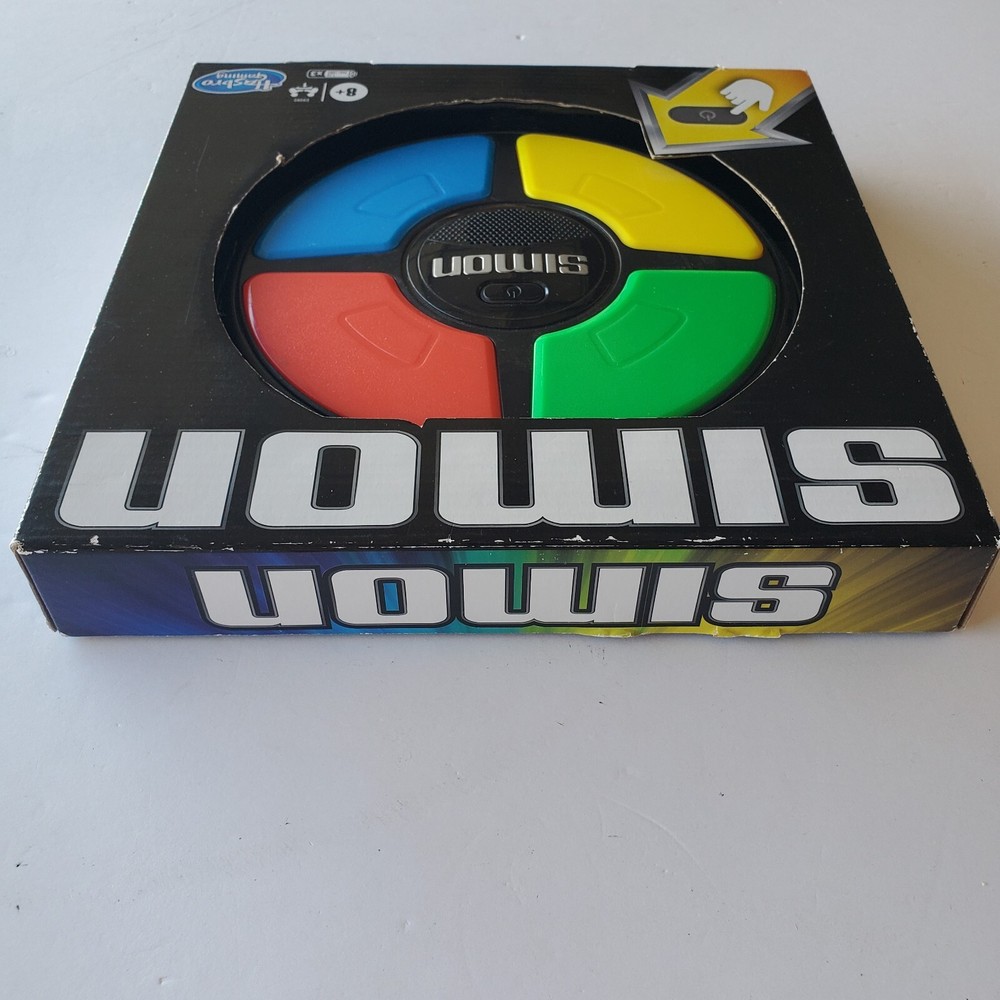 Hasbro Simon Classic Retro Handheld Electronic Memory Game WORK TESTED