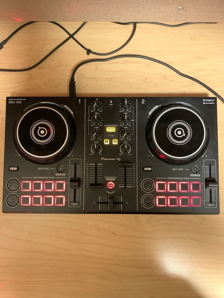 Pioneer DJ DDJ-200 Double Deck Controller Performance Pads USB Black