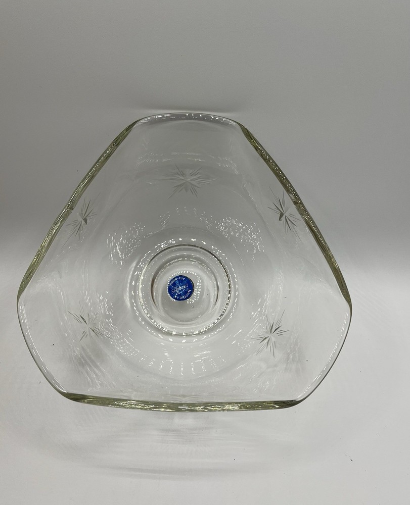 Hand Cut Starburst Crystal Triangular Medium Bowl By Arjohn 4” X 8”