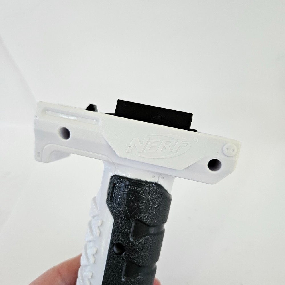 Nerf N-Strike White Elite Retaliator Pump Handle Grip Foregrip Accessory Part