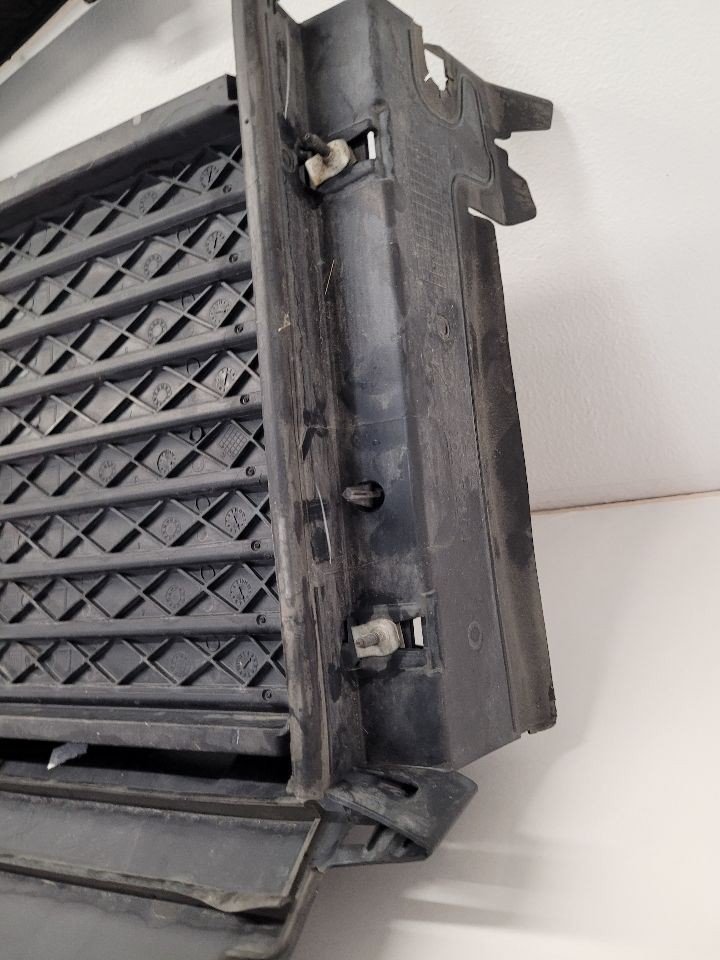 2019 GMC Terrain Air Shutter