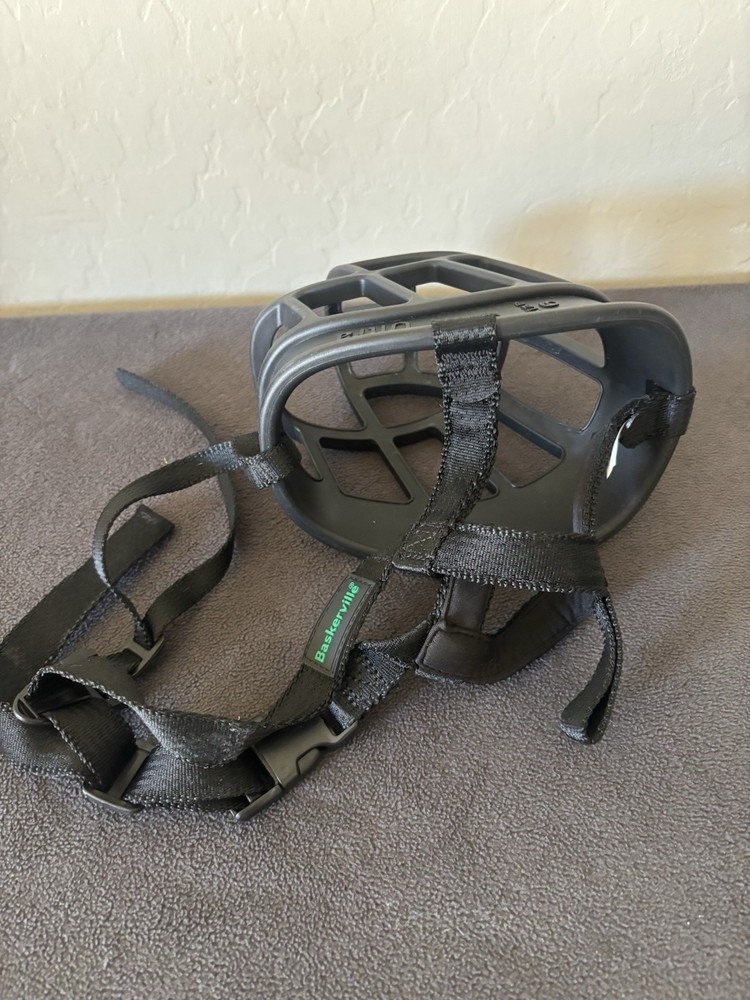 BASKERVILLE Heavy Duty Black Adjustable Dog Training Muzzle Size 6