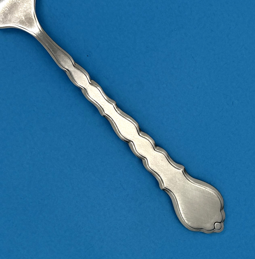 ONEIDA COMMUNITY CELLO BURNISHED STAINLESS FLATWARE SCROLLS OUTLINED EDGE CHOICE