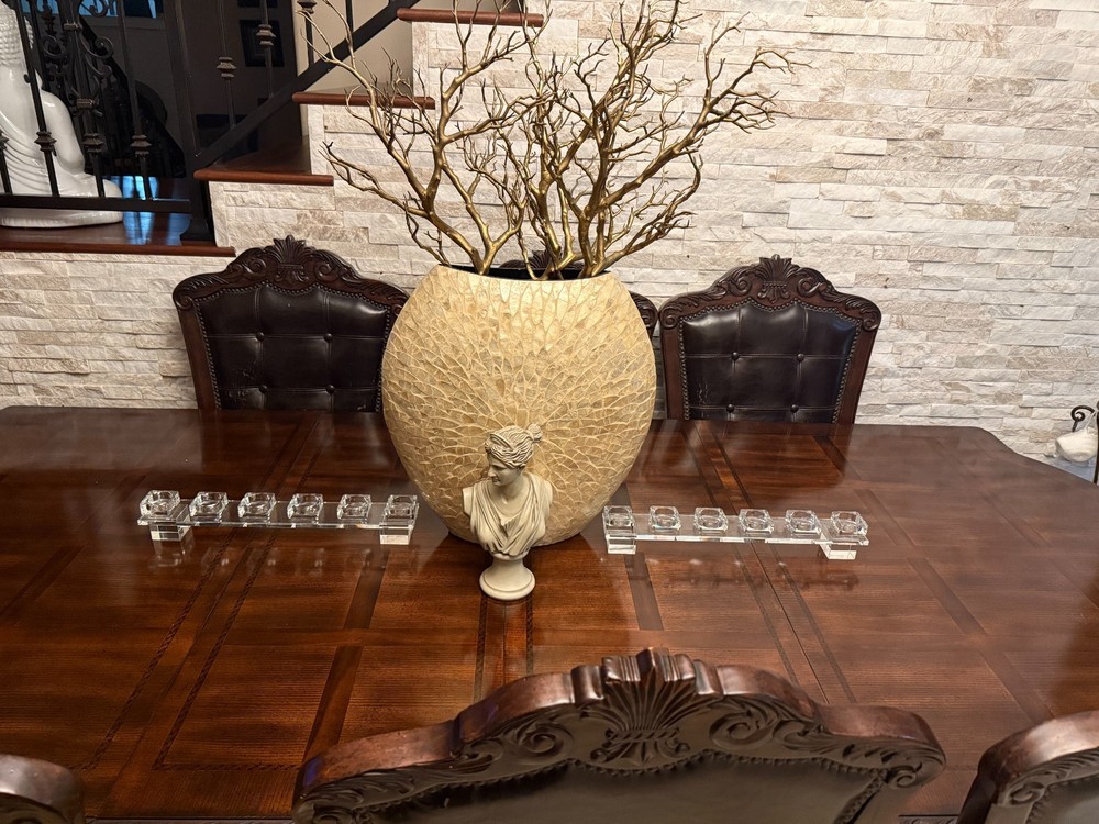 Solid Wood dinner table for 8 (great for large parties/Table can be folded)